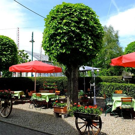 Hotel Loewen Kirchzarten Exterior photo